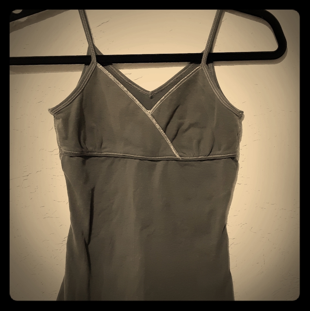 Grey basic tank